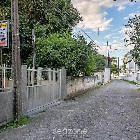 Studio Proximo A Lagoa Da Conceicao Bdr Florianopolis Exterior photo